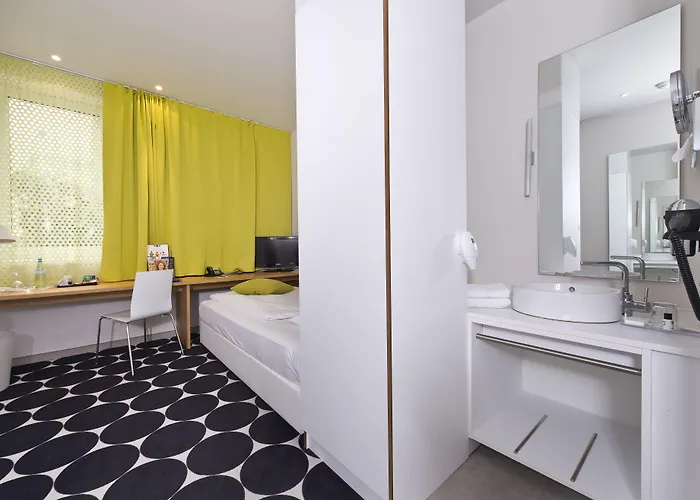 Tryp By Wyndham Frankfurt 酒店 3*